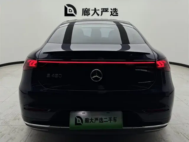 Mercedes-Benz EQS — Фото автомобиля 4