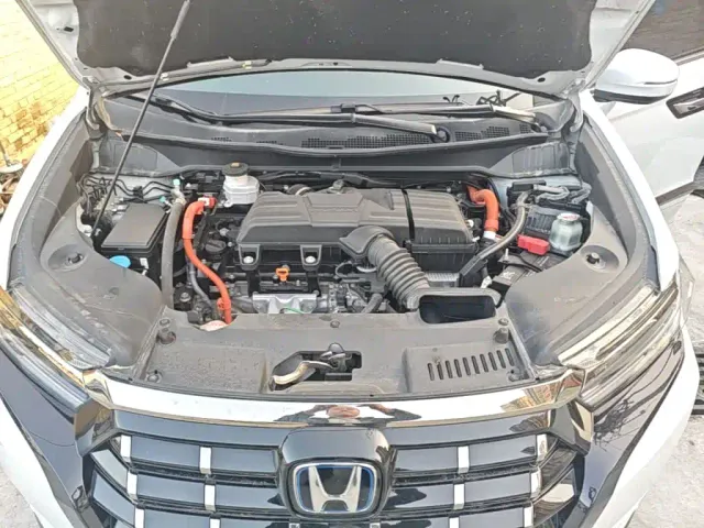 Honda Elysion — Фото автомобиля 19