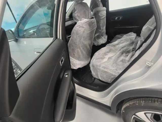 Changan Qiyuan Q05 — Фото автомобиля 21