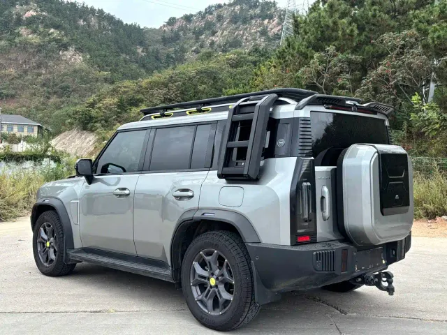 Jetour Jetour Traveler 2023 2.0T 4WD Cross PRO+ — Фото автомобиля 17