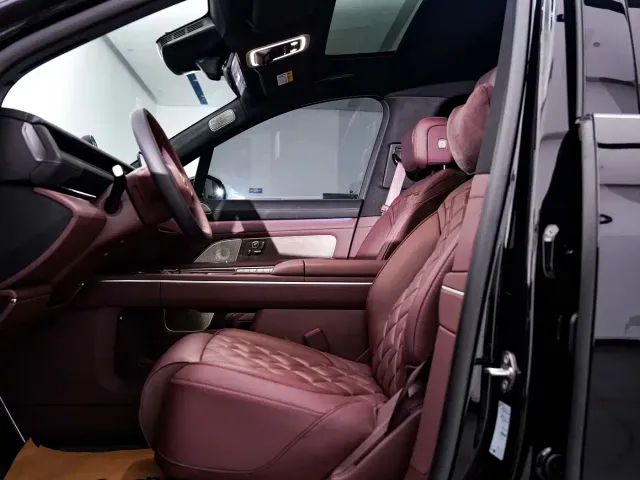 Nio ES8 — Фото автомобиля 10
