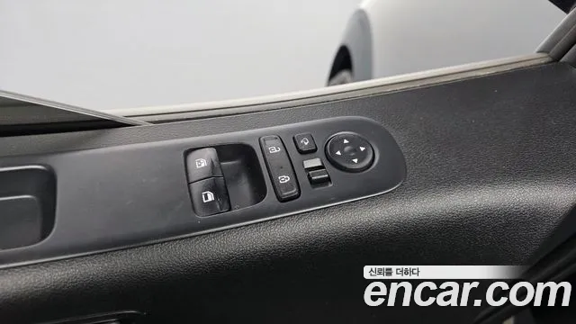 Hyundai Staria — Фото автомобиля 27