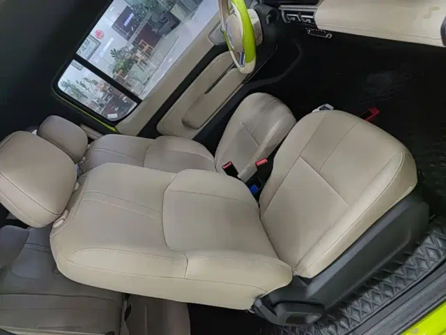 Baojun Yep — Фото автомобиля 24