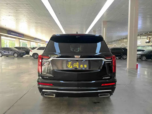 Cadillac XT6 — Фото автомобиля 4