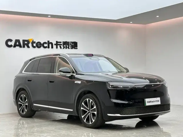 Aito M7 — Фото автомобиля 6