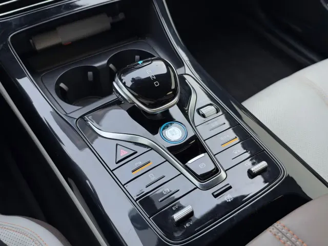 BYD Qin PLUS — Фото автомобиля 8