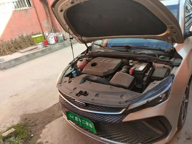 Geely Emgrand L — Фото автомобиля 16