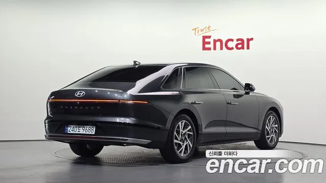 Hyundai Grandeur GN7 — Фото автомобиля 2