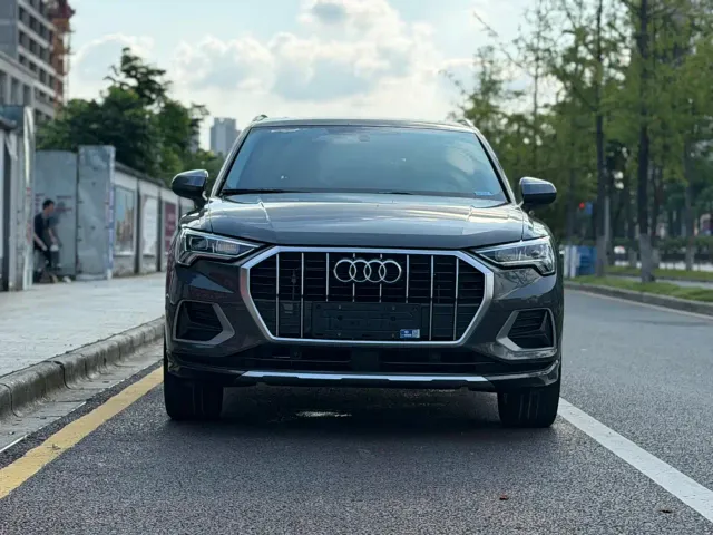 Audi Q3 — Фото автомобиля 2