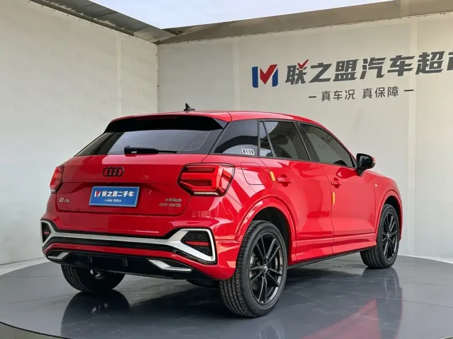 Audi Q2L — Фото автомобиля 4