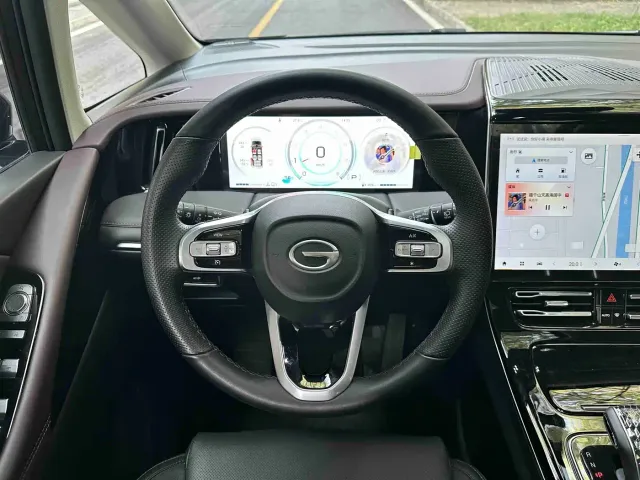 GAC Trumpchi M8 — Фото автомобиля 14