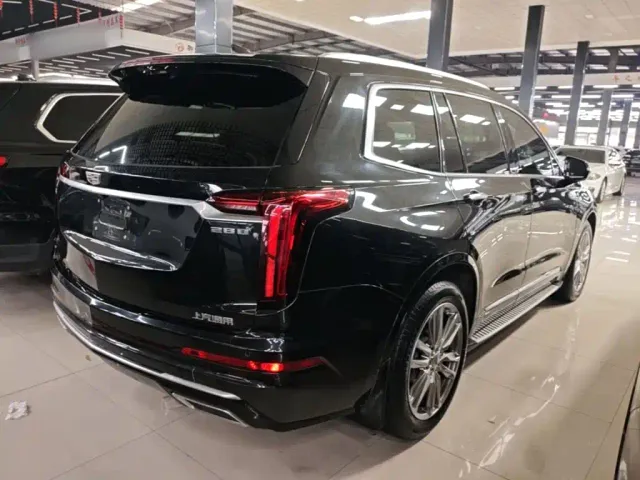 Cadillac XT6 — Фото автомобиля 6