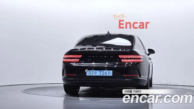 Genesis G80 RG3 — Фото автомобиля 3