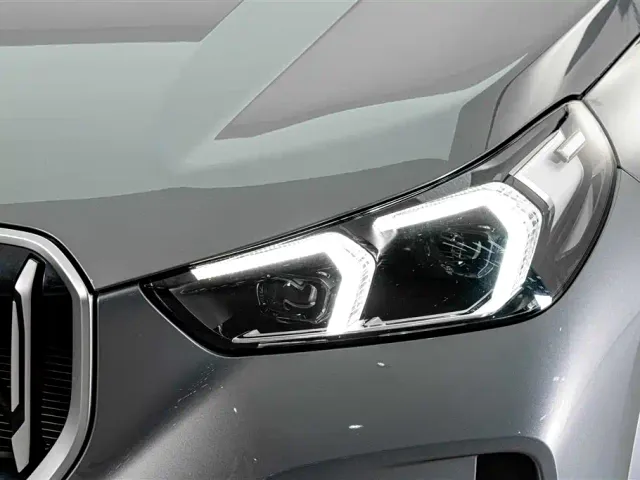 BMW X1 — Фото автомобиля 4