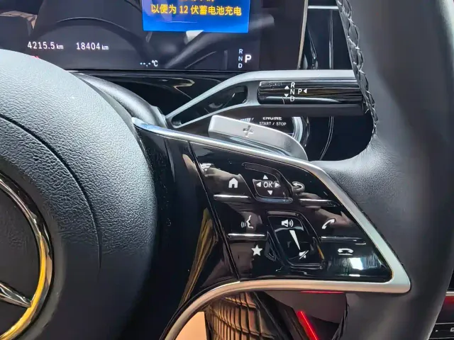 Mercedes-Benz E-Class — Фото автомобиля 12