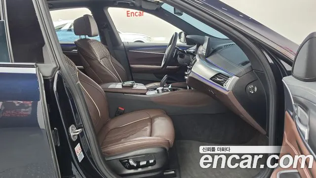 BMW Gran Turismo — Фото автомобиля 11
