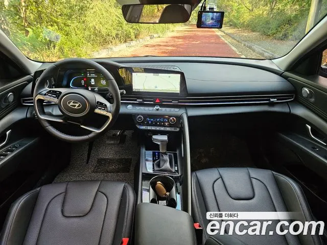 Hyundai Avante — Фото автомобиля 12