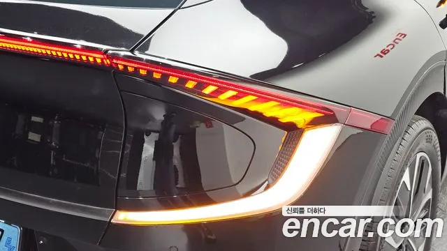 Kia EV6 — Фото автомобиля 8