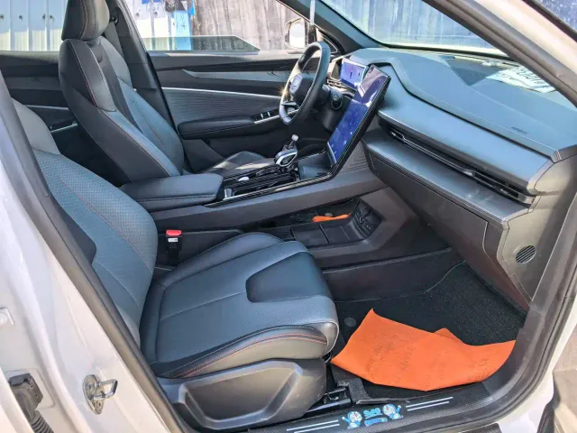Geely Boyue — Фото автомобиля 4