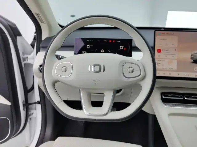 Changan Qiyuan Q05 — Фото автомобиля 15