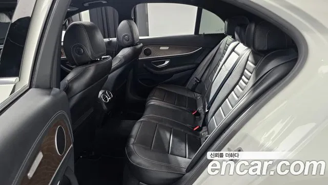 Mercedes-Benz E-Class W213 — Фото автомобиля 18