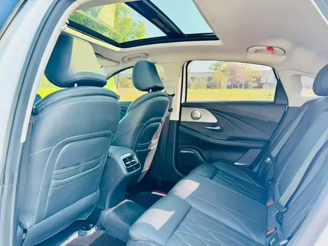 Chery Arrizo 8 — Фото автомобиля 5