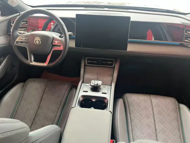 BYD Qin L — Фото автомобиля 6