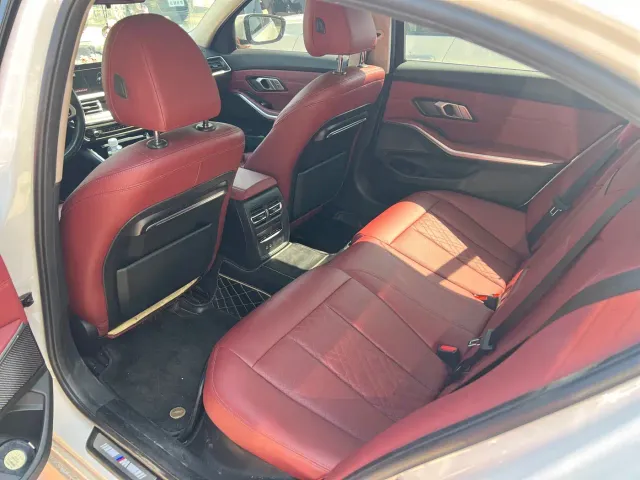 BMW 3 Series — Фото автомобиля 3