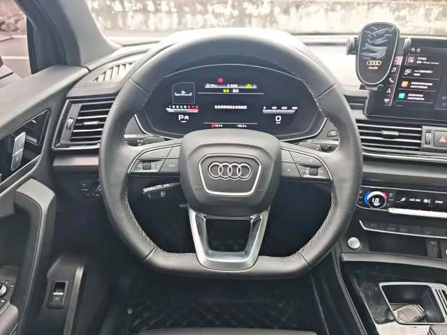 Audi Q5L — Фото автомобиля 13