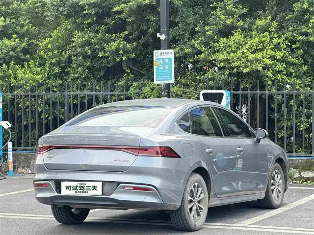 BYD Qin PLUS — Фото автомобиля 9