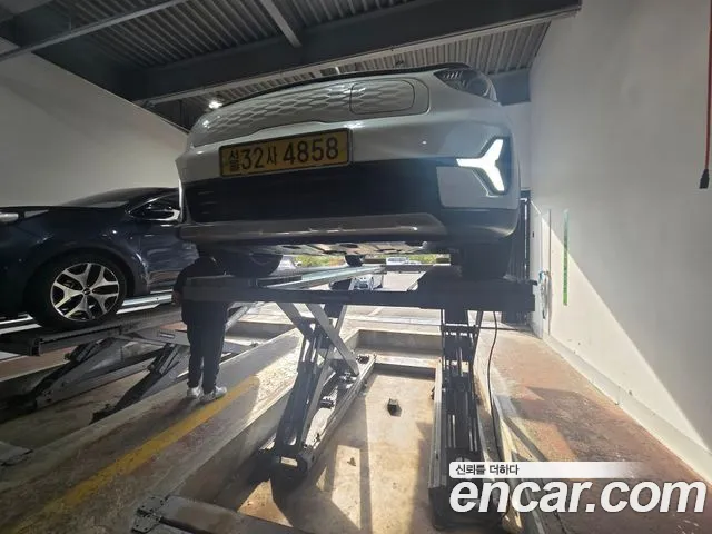 Фотография автомобиля — Kia Niro