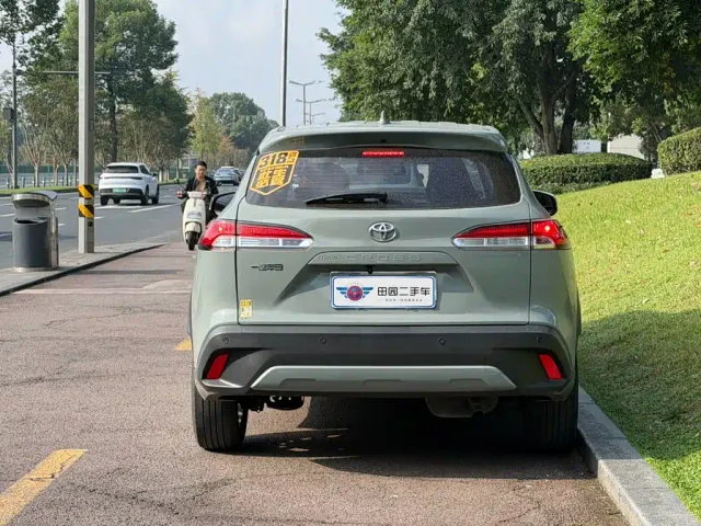 Toyota Corolla Cross — Фото автомобиля 5