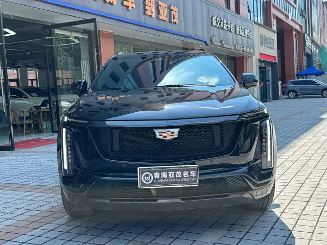 Cadillac XT5 — Фото автомобиля 2