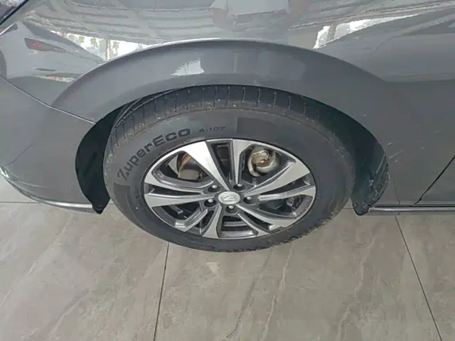 Changan Eado — Фото автомобиля 22