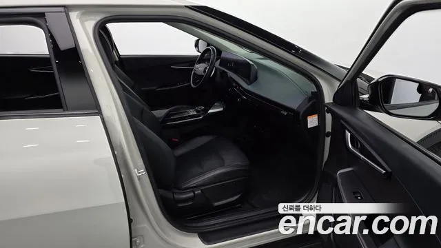 Kia EV6 — Фото автомобиля 17