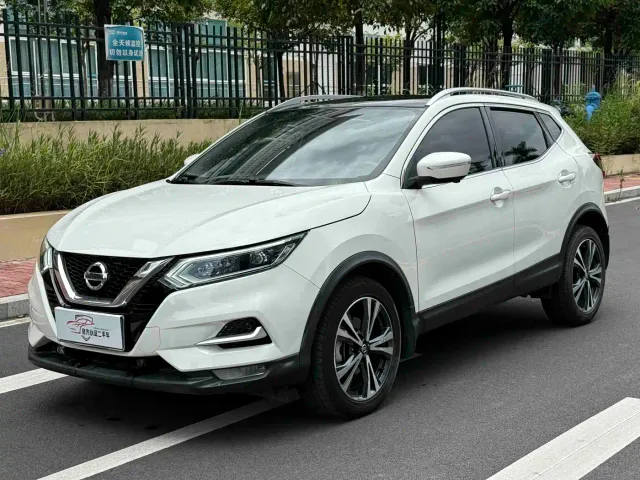 Фотография автомобиля — Nissan Qashqai