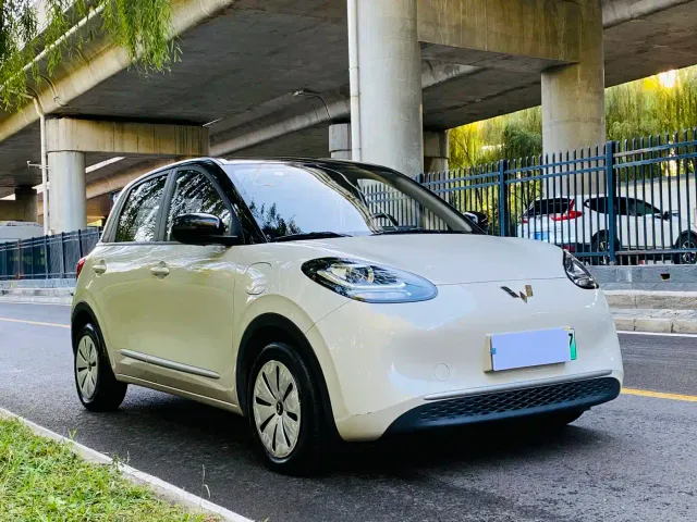 Wuling Bingo — Фото автомобиля 3