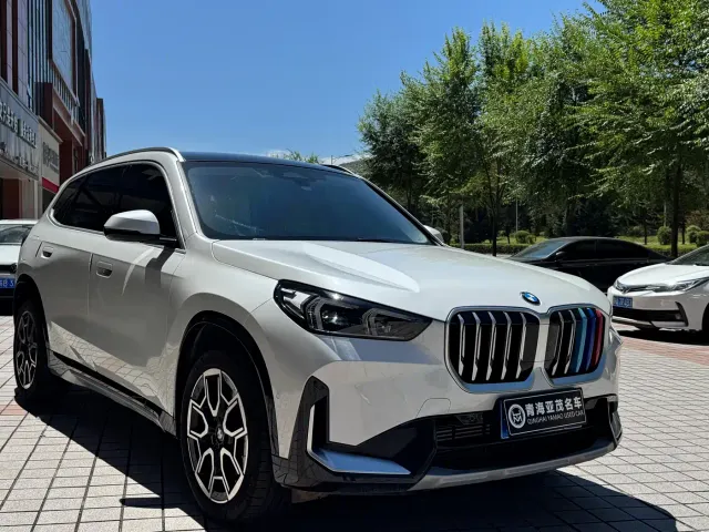 BMW X1 — Фото автомобиля 3