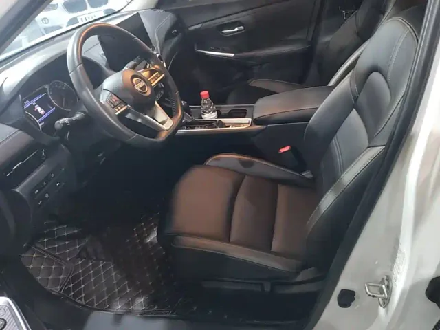 Nissan Sylphy — Фото автомобиля 14