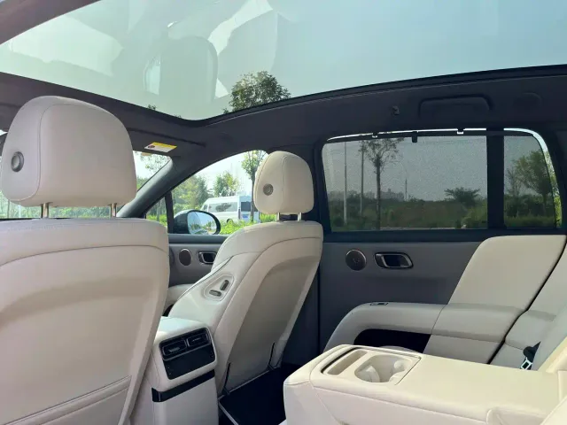 Li Auto i6 — Фото автомобиля 14