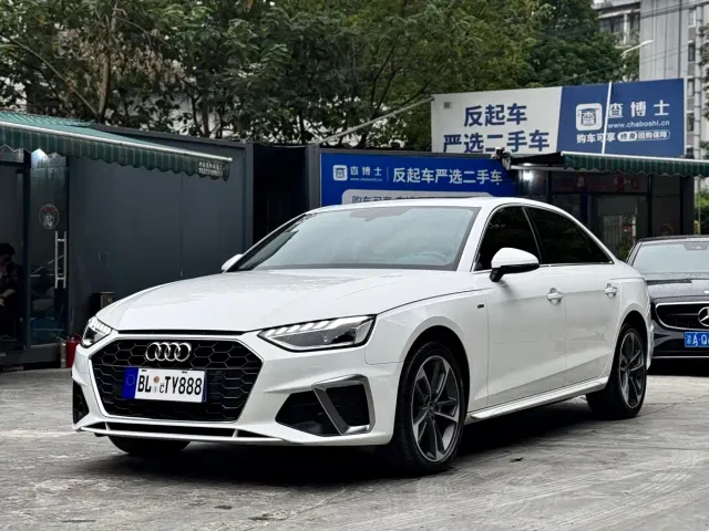 Audi A4L — Фото автомобиля 2