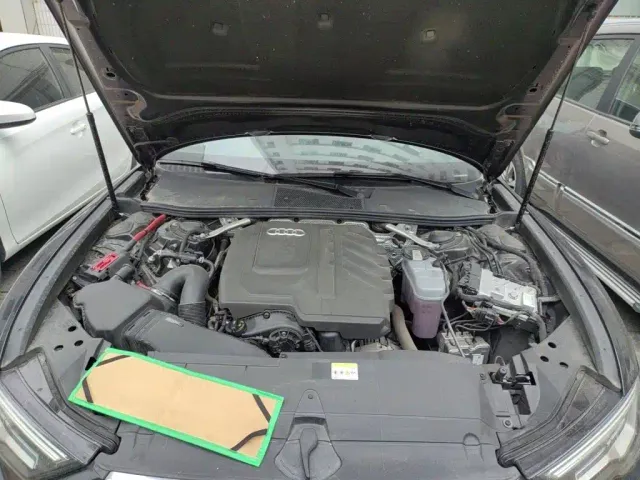 Audi A6L — Фото автомобиля 10