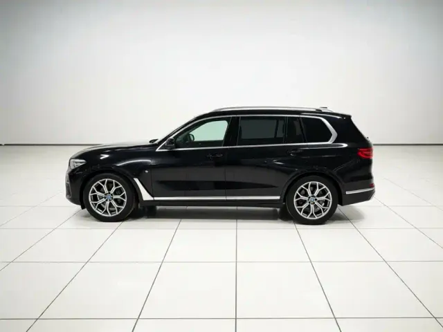 BMW X7 — Фото автомобиля 25