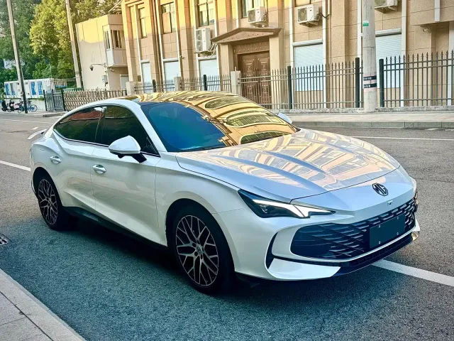 MG 7 — Фото автомобиля 3
