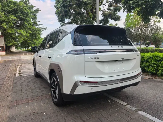 GAC Aion Y — Фото автомобиля 6