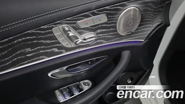Mercedes-Benz E-Class E-класс W213 E350 4MATIC Avantgarde — Фото автомобиля 17