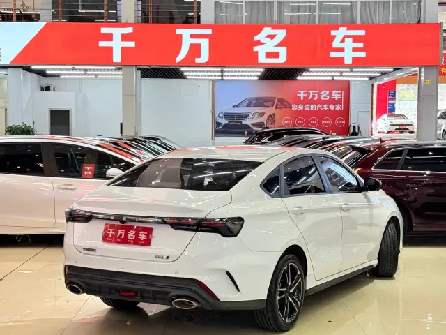 Geely Binrui — Фото автомобиля 5
