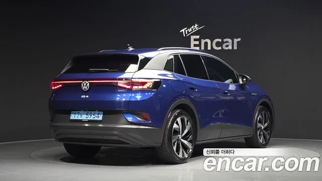Volkswagen ID.4 — Фото автомобиля 2