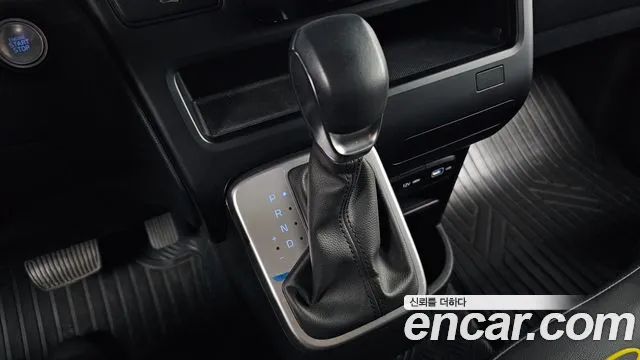 Hyundai Staria — Фото автомобиля 12