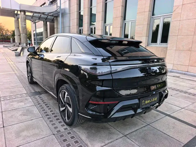 BYD Sealion 07 EV — Фото автомобиля 3